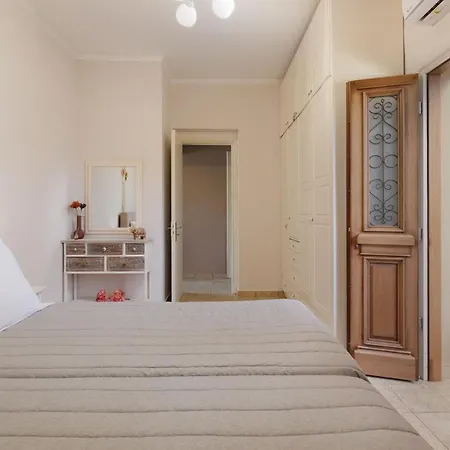 Apartman Homely 2bd In Dassia